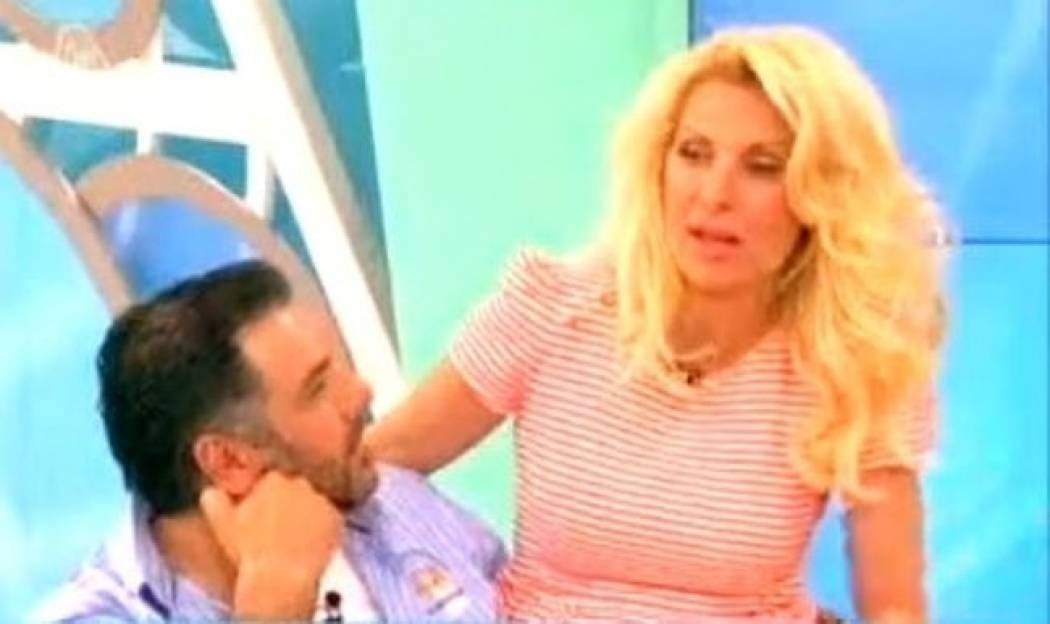 Μενεγάκη-Αρναούτογλου αποκάλυψαν τον πρώτο τους μισθό!