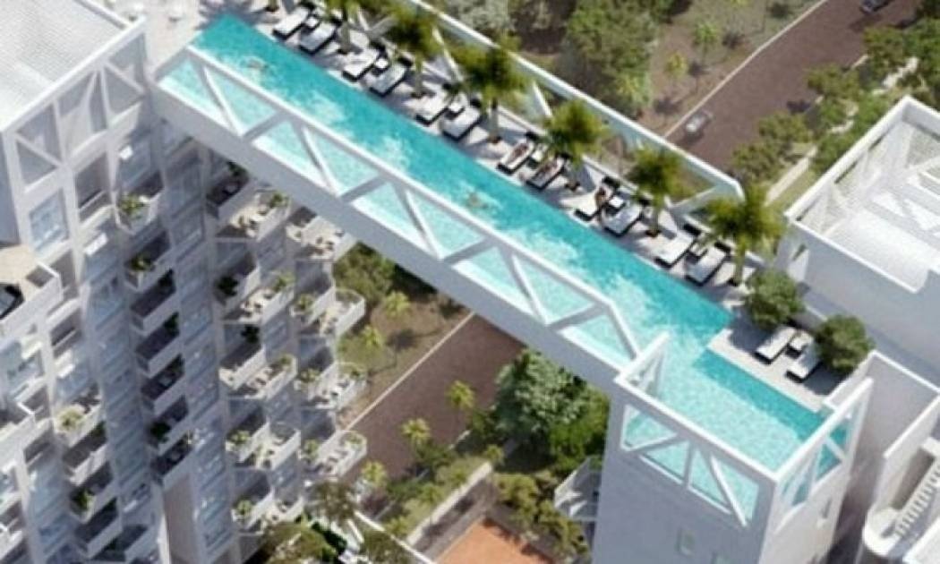 Ίλιγγος: Εσύ θα κολυμπούσες στην πιο τρομακτική πισίνα του κόσμου; (pics)