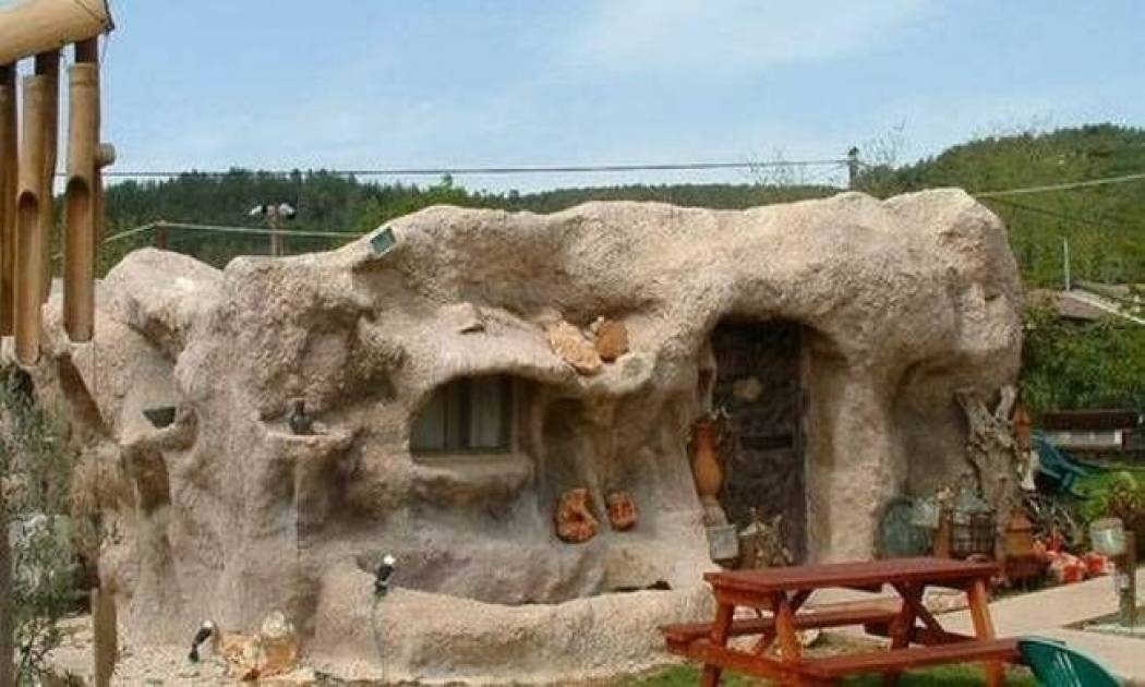 Ένα πραγματικό σπίτι των Flintstones! (ΦΩΤΟ)