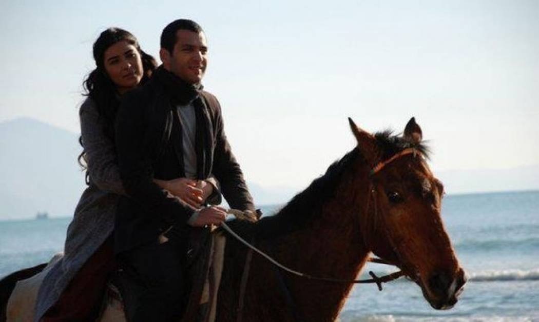 Πρεμιέρα σήμερα για τη σειρά «Asi»