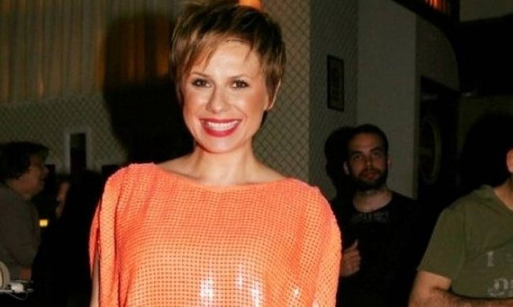 Κατερίνα Καραβάτου: Όλες οι λεπτομέρειες για την βάφτιση της κόρης της