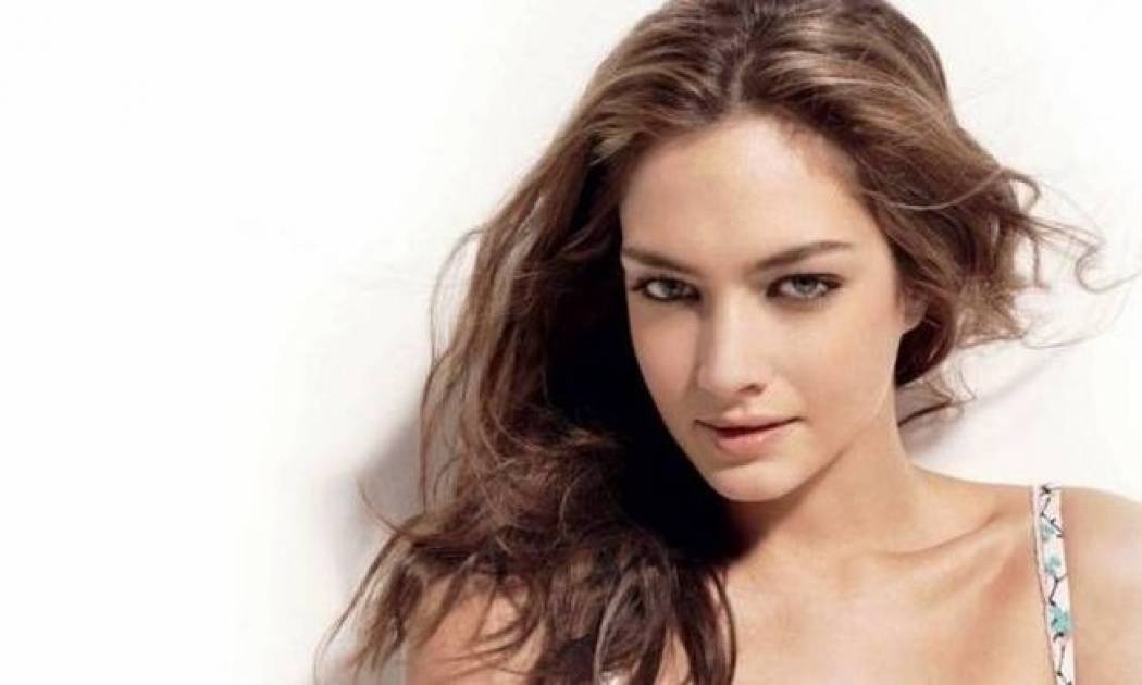 Θέλει κιλοτάκια με... δαντέλα (photos+video)!