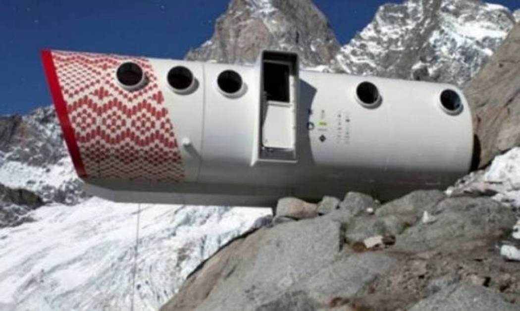 Εσύ θα έμενες στο πιο τρομακτικό ξενοδοχείο στον κόσμο; (pics)