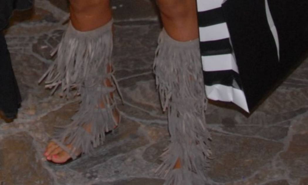 Μετρήστε τα κρόσσια της…