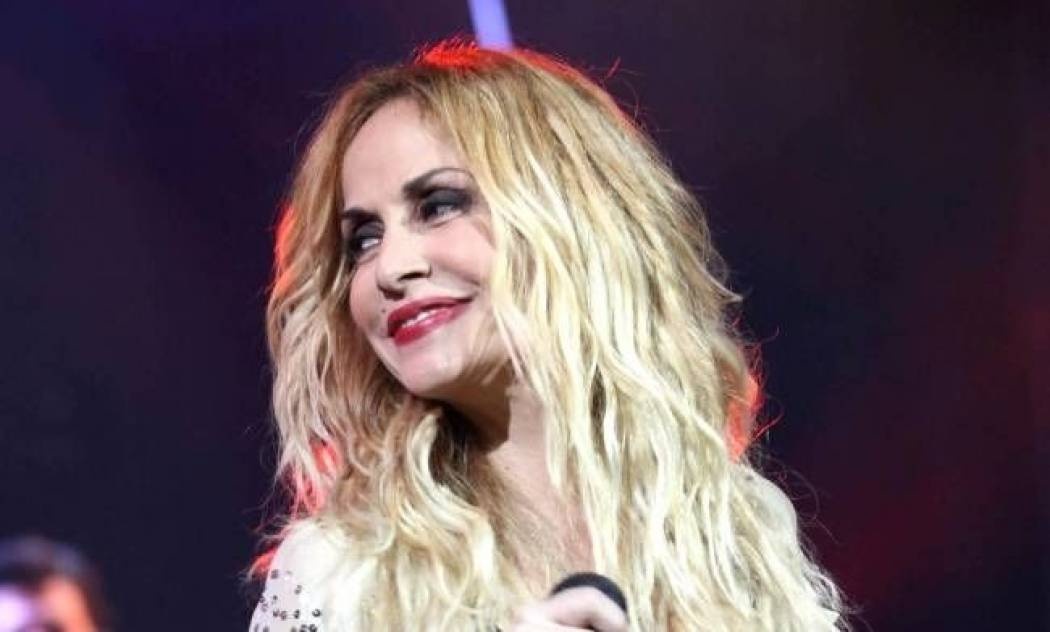 Άννα Βίσση: Δείτε στιγμιότυπα από την συναυλία της στα Χανιά