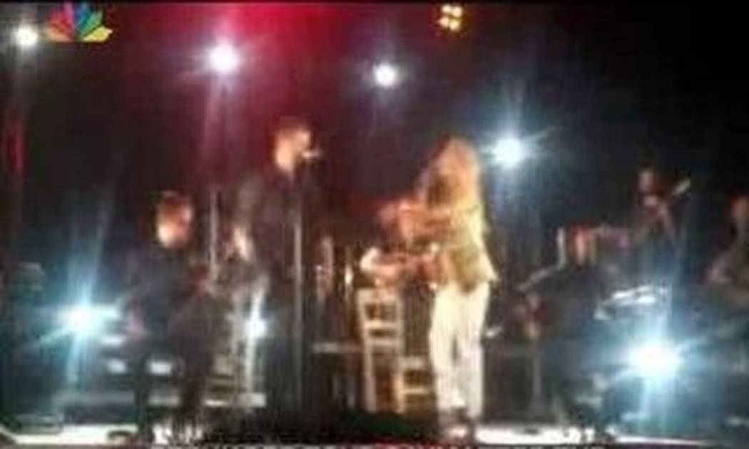 Άννα Βίσση: Η συναυλία στη Σαντορίνη με τον Μανώλη Κονταρό!