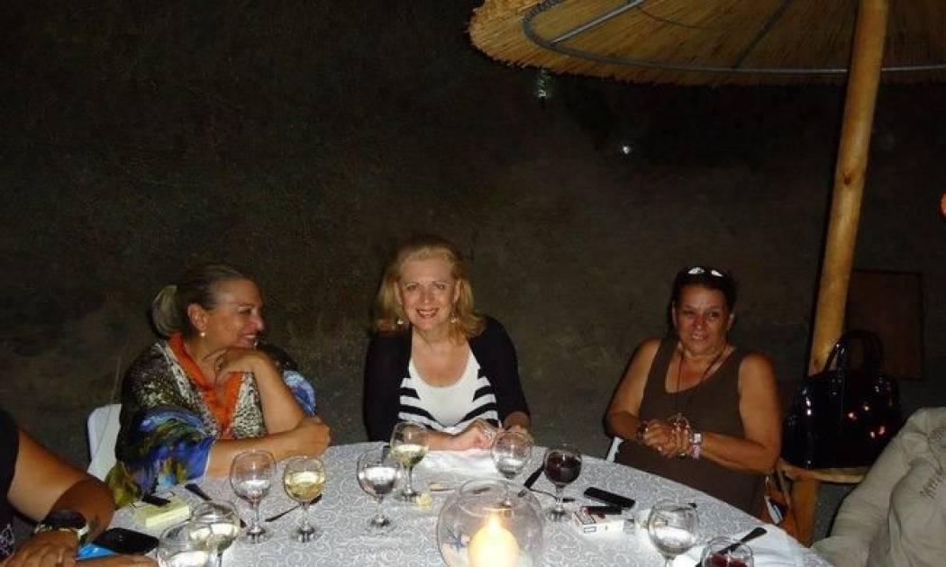 Έλενα Ακρίτα: Αποκαλύπτει τι έκανε την παραμονή του γάμου της!