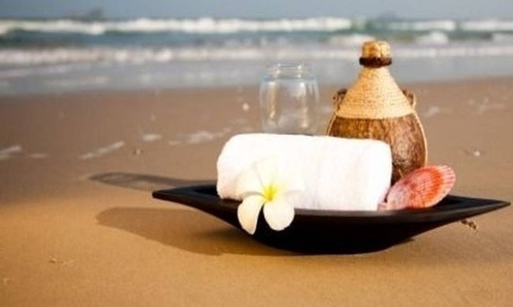 Ενυδατώστε σε βάθος σώμα, πρόσωπο και μαλλιά μετά τις διακοπές!