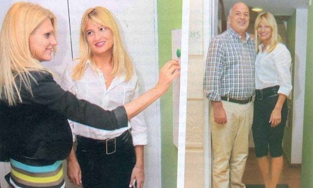 Φαίη Σκορδά: Δείπνο με φίλους με λιχουδιές από την Αργυρώ Μπαρμπαρίγου