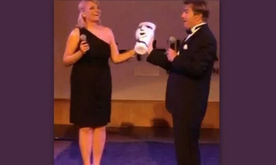 Η επανεμφάνιση της Χριστίνας Λαμπίρη και ο Τόνι Σφήνος