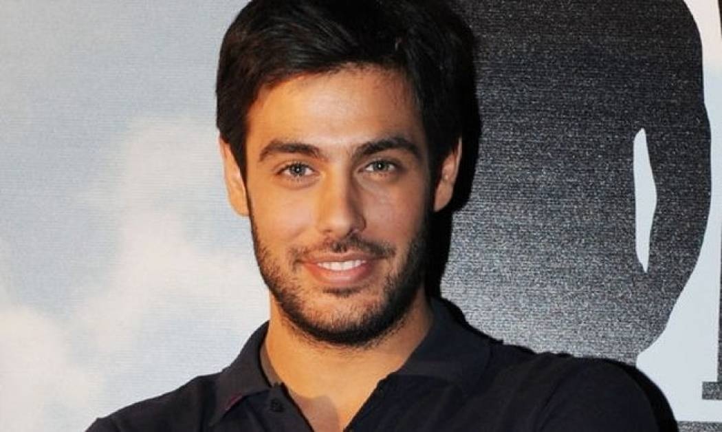 Ο Κώστας Μαρτάκης στην TV της Ρουμανίας