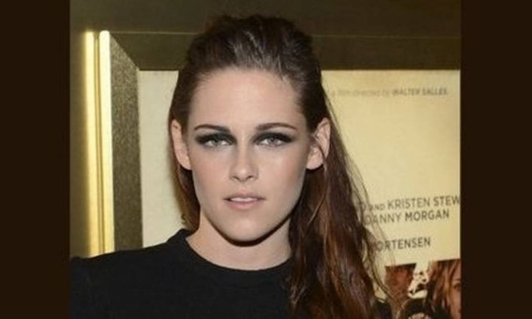 Βήμα-βήμα: τα sexy smoky eyes της Kristen Stewart