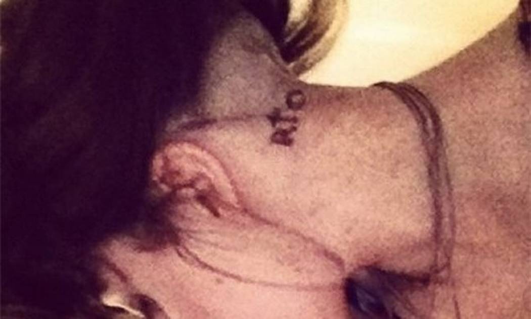 Ένα τατουάζ αφιερωμένο στους θαυμαστές της