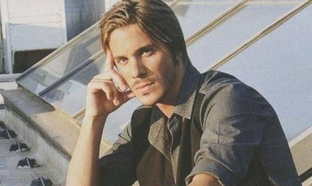 Νίκος Οικονομόπουλος: Ακούστε το νέο του τραγούδι!