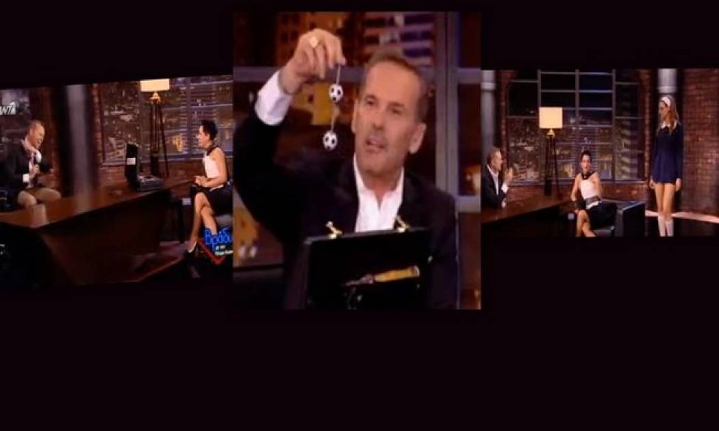 H Χειρδάρη «μαθαίνει» τον  Κωστόπουλο να χρησιμοποιεί sex toys και η… «Πετροβασίλη» τον «αναστατώνει»!