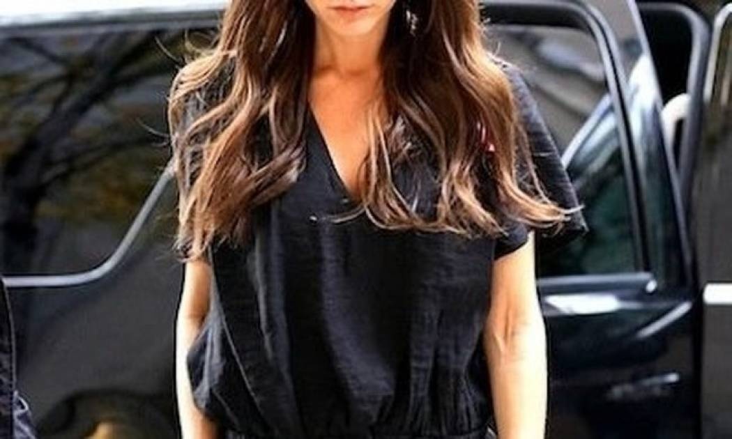 Ποια διάσημη star σνόμπαρε επιδεικτικά τις πρώην κολλητές της;