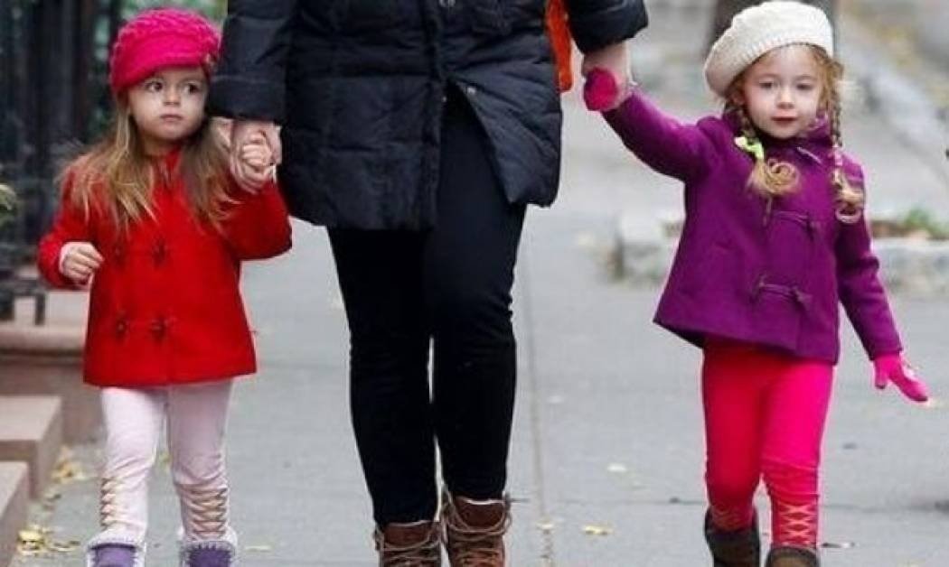 Μέσα στα χρώματα οι κόρες της Sarah Jessica Parker