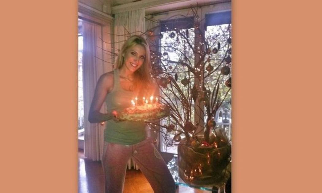 Πόσα κεράκια σβήνει σήμερα η Έλενα Παπαβασιλείου;