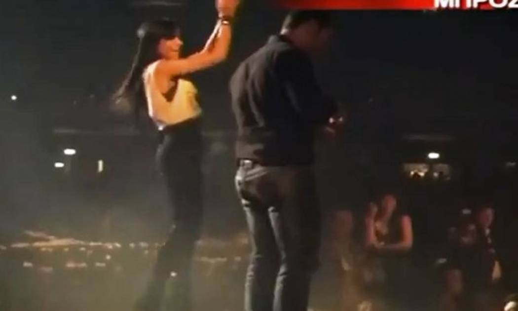 Πρόταση γάμου στην Ελένη Φουρέιρα χθες βράδυ