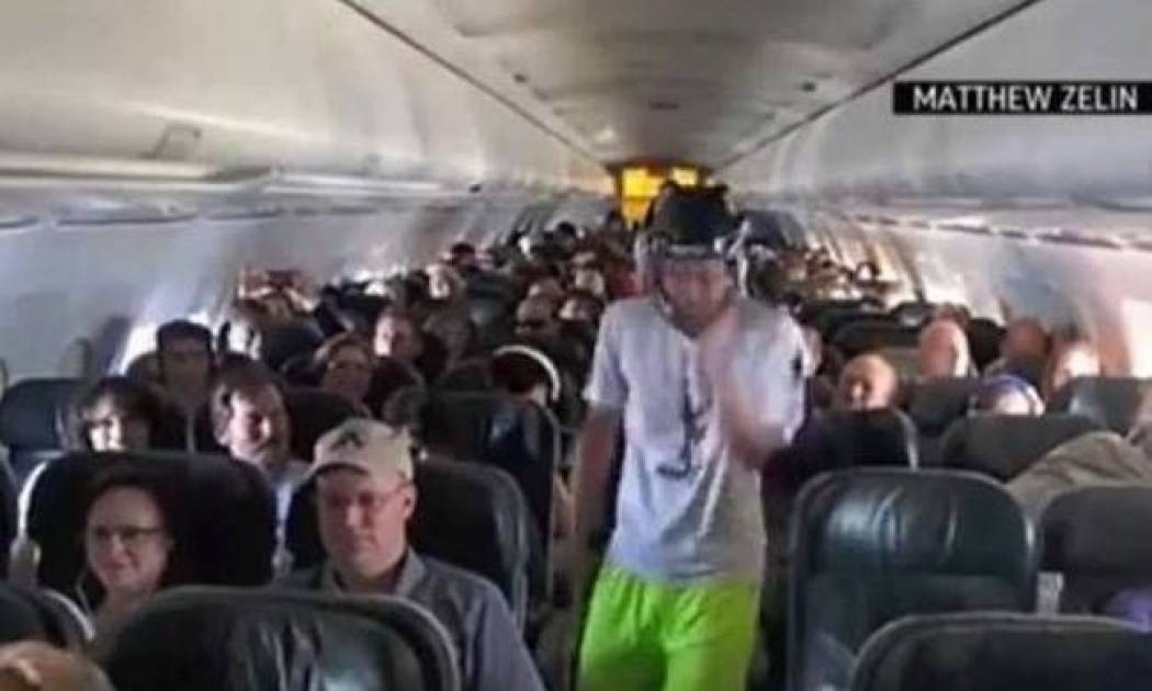 Βίντεο: Harlem Shake στα 30.000 πόδια