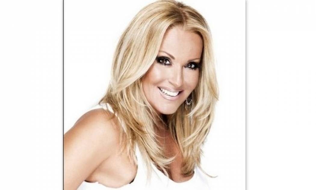 Ναταλία Γερμανού: Τώρα και συγγραφέας ερωτικού μυθιστορήματος!