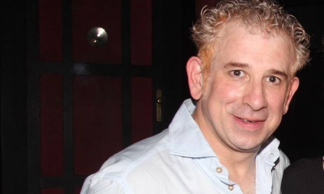 Πέτρος Φιλιππίδης: «Για να μαζέψεις λεφτά, για δέκα ζωές πρέπει να κάνεις  ρεμούλες.Ένα σπίτι κι ένα αυτοκίνητο έχω όλο κι όλο»