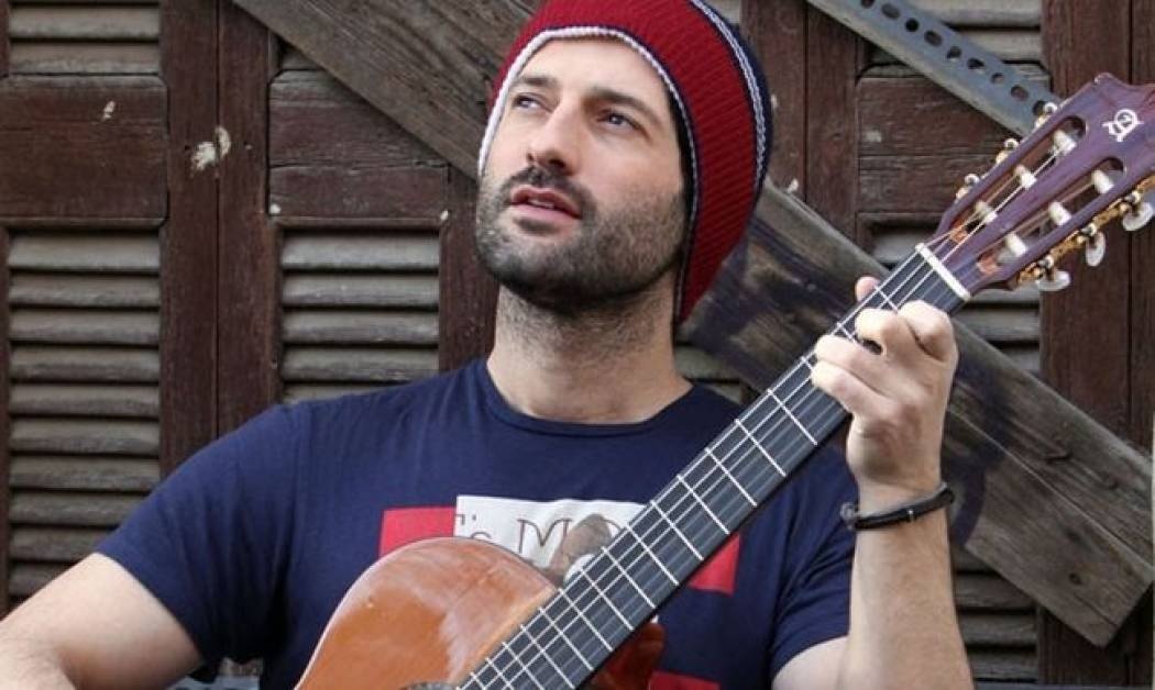 Τραγούδια με τον Όθωνα Μεταξά!