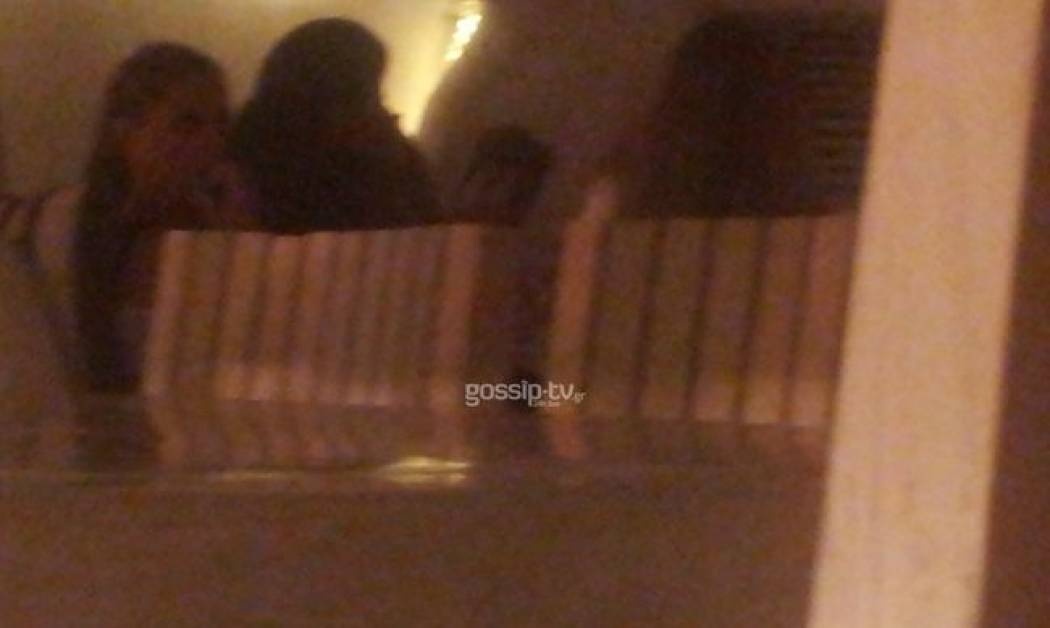 Αποκλειστικές εικόνες: Ηλιάδη- Γκέντζογλου μαζί στη Μύκονο!!! (Nassos blog)