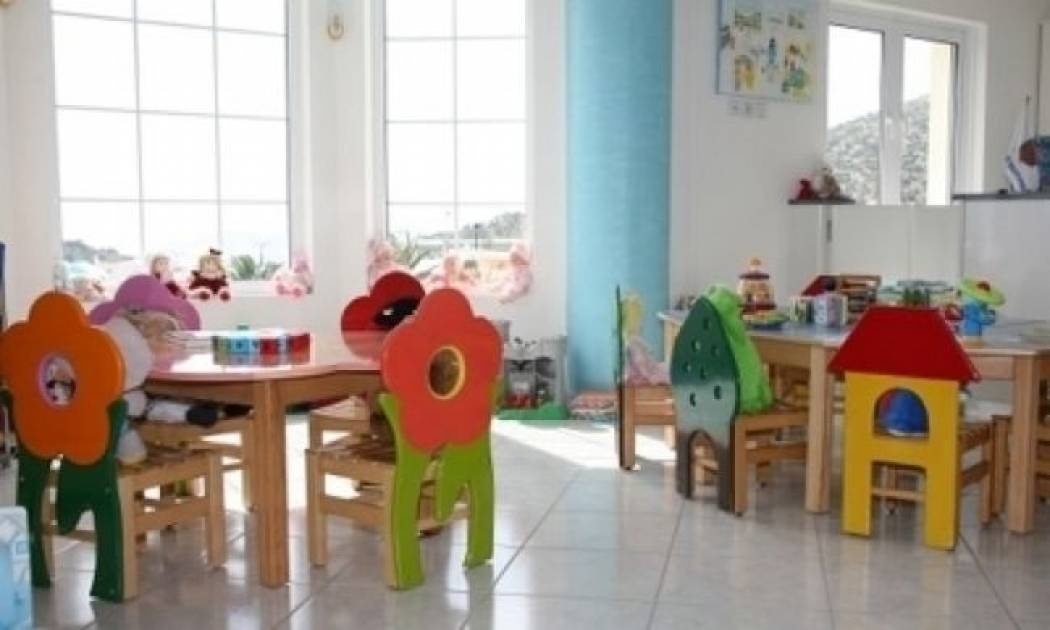 Τελευταία η Ελλάδα στην ΕΕ σε παιδικούς και βρεφονηπιακούς σταθμούς για τη φύλαξη παιδιών έως 5 ετών