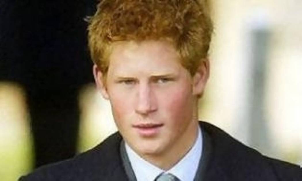 Απίστευτο! Πρίγκιπας Χάρι: «Γιαγιά δεν πλένομαι για οικονομία»