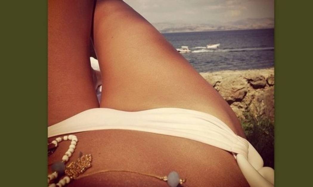 Κι όμως αυτό το κορμί έχει περάσει δύο εγκυμοσύνες!