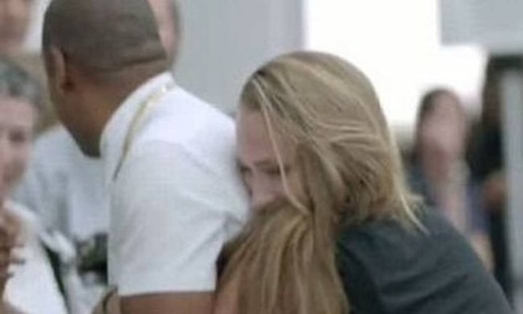 Ποια γνωστή ηθοποιό αναγκάστηκαν να απομακρύνουν από τον Jay Z οι άντρες της ασφάλειάς του;