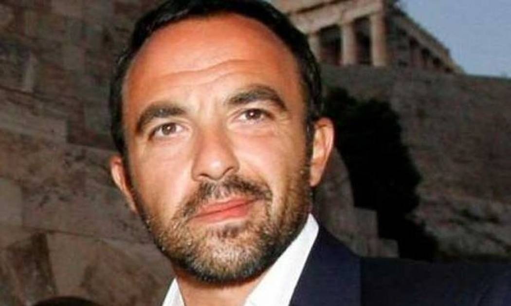 Ο Σκορπιός με την ματιά του Νίκου Αλιάγα