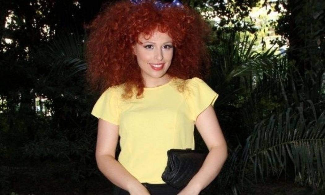 Σοφία Κουρτίδου: «Αν με παρακολουθεί κάποιος από απόσταση βλέπει μια τρελή με φουντωτό μαλλί!»