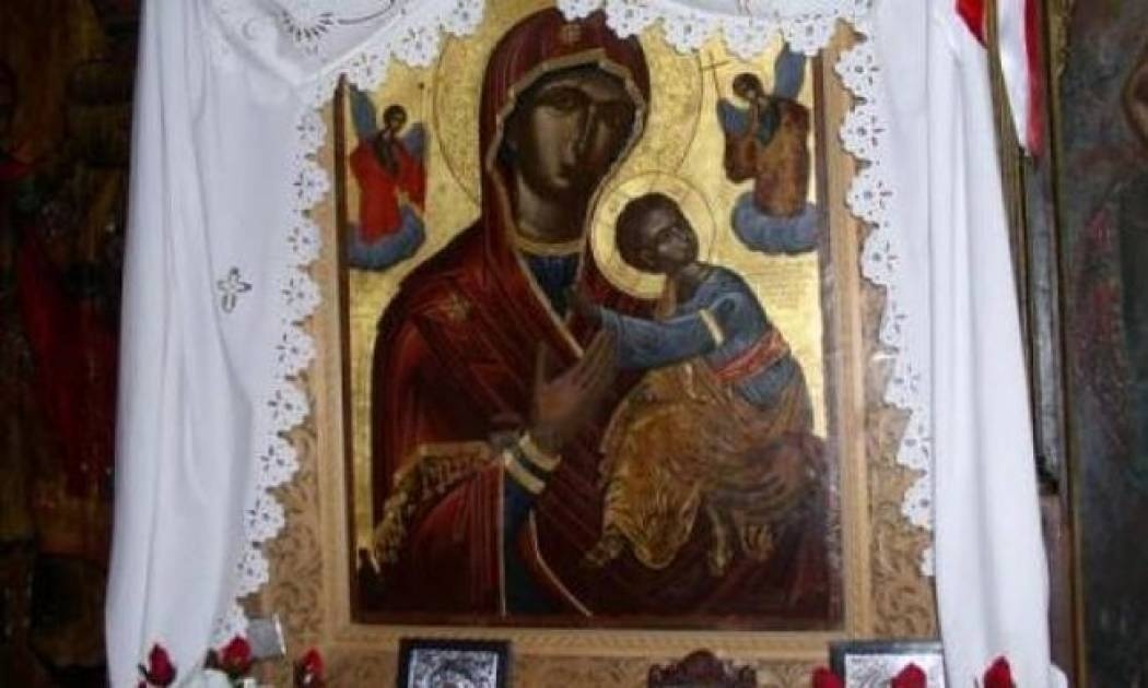 Τα 300 ονόματα της Παναγίας