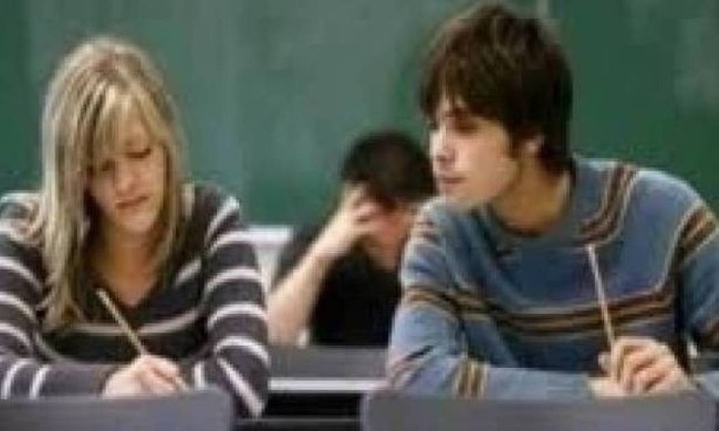 Δεν υπάρχει: Βρήκαν τρόπο για να μην αντιγράφουν οι φοιτητές! (pics)