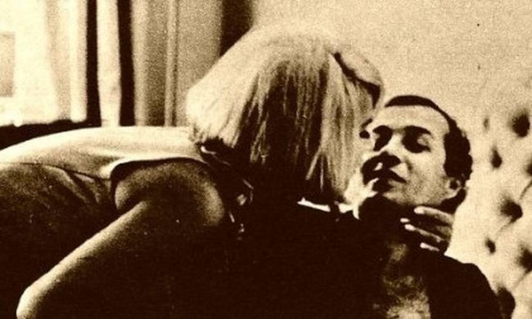 Δείτε προσωπικές φωτογραφίες της Αλίκης και του Δημήτρη στην κρεβατοκάμαρα τους 48 χρόνια πριν!