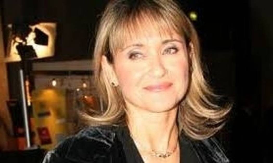 Μάρα Ζαχαρέα: Πώς καταφέρνει να συνδυάζει καριέρα και μητρότητα;