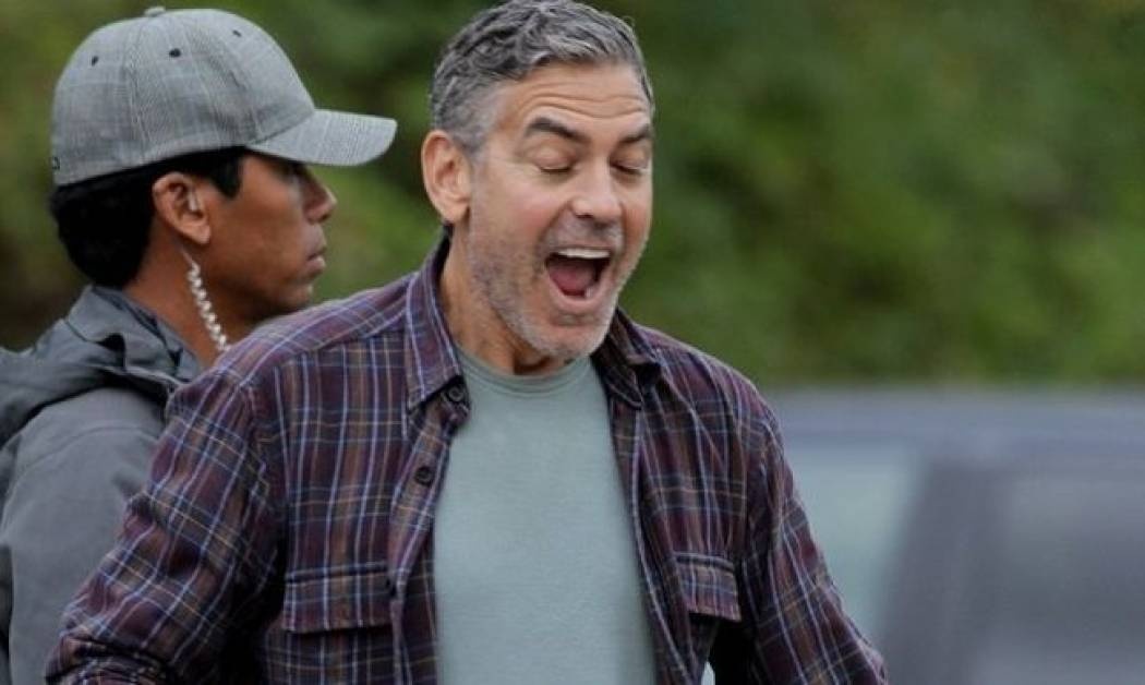 George Clooney: Περνάει και μόνος του καλά!