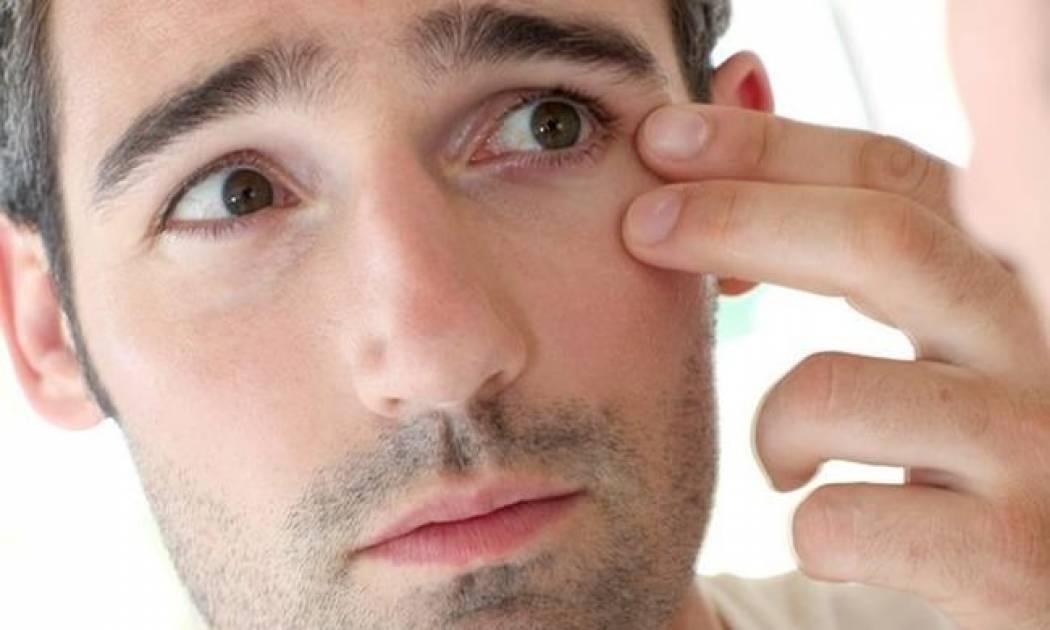 Οι 8 πλαστικές επεμβάσεις που "προτιμούν" οι άνδρες