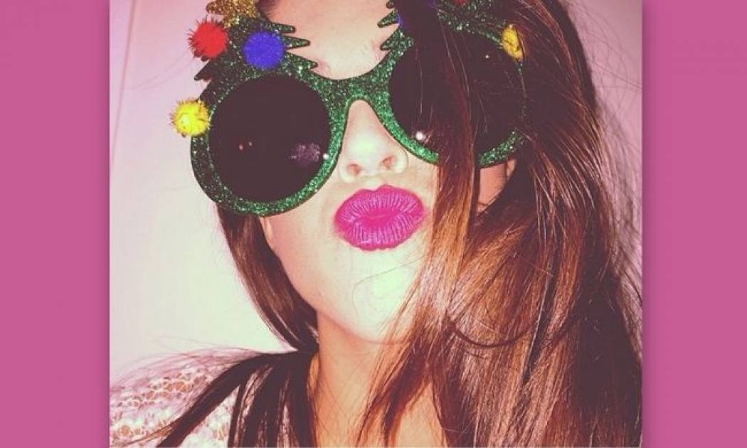 H Demy υποδέχτηκε το 2014 με ένα φιλί