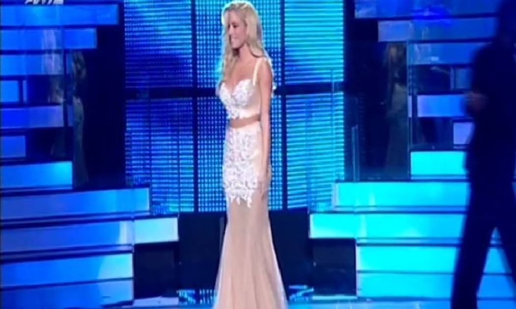 Η γκράντε εμφάνιση της Δούκισσας Νομικού στον τελικό του «Dancing with the stars 4»