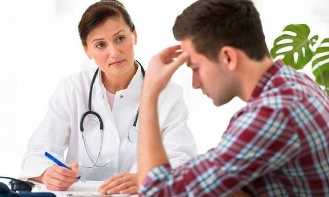 Σπυράκια στο πέος: γιατί εμφανίζονται και τι σημαίνουν