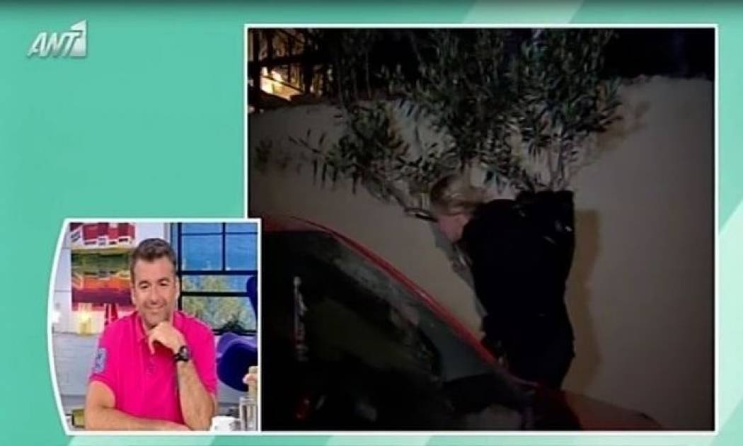 Έξαλλη η Ζέτα Μακρυπούλια με ερώτηση δημοσιογράφου – Αποχώρησε από τη συνέντευξη