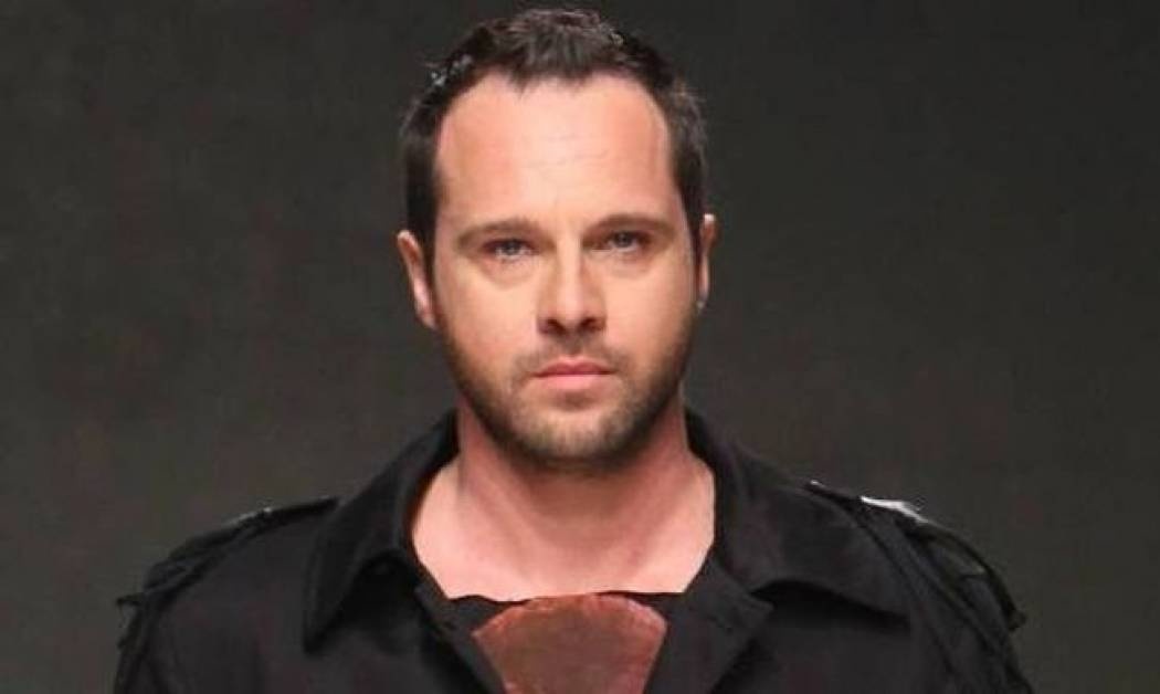 Μέμος Μπεγνής: «Καλό θα ήταν να ασχοληθούν με τη δική τους καμπούρα»