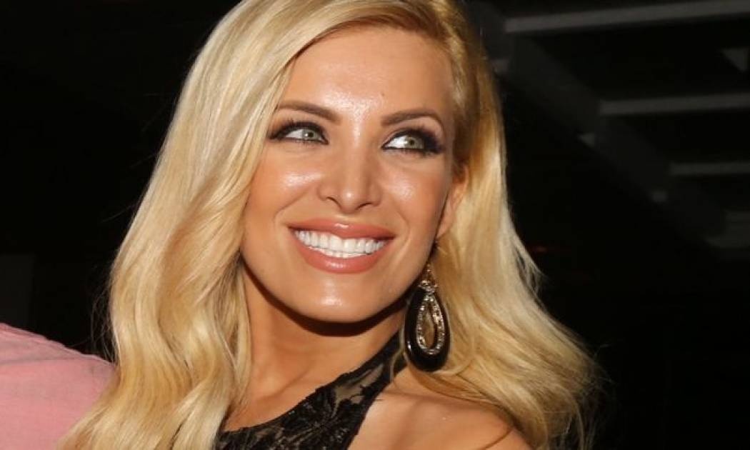 Κατερίνα Καινούργιου: «Ο Μουτσινάς είναι ο πιο σημαντικός άνθρωπος τηλεοπτικά για μένα»