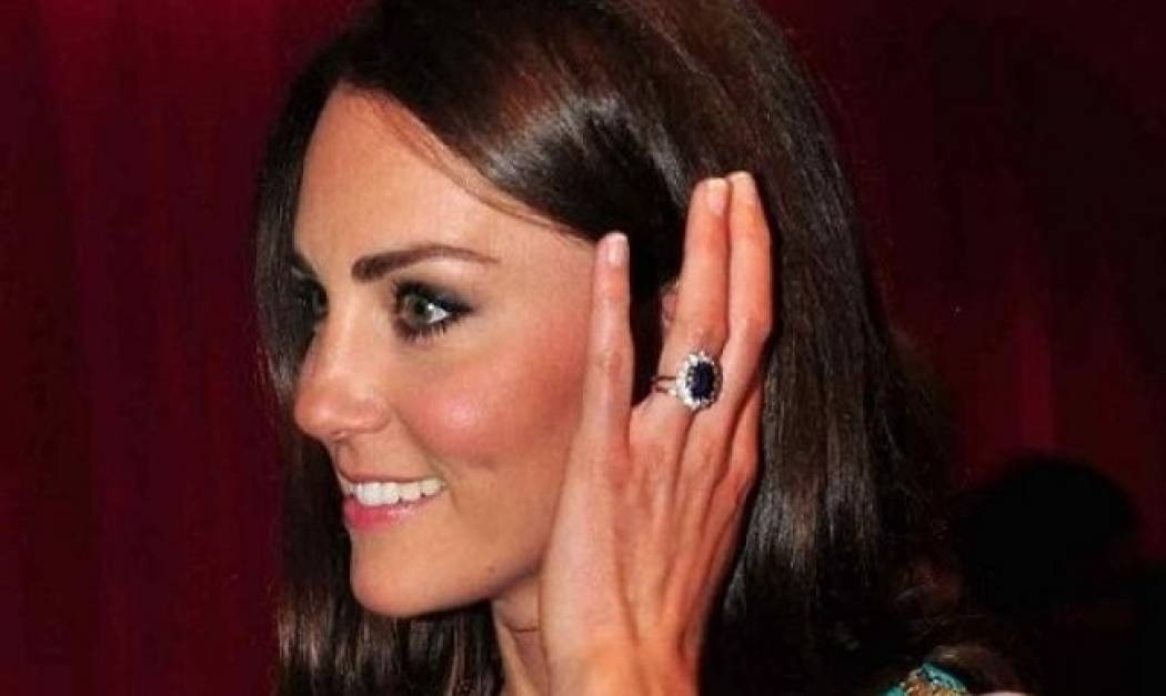 Πόσο αποτιμάται το δαχτυλίδι αρραβώνων της Kate Middleton;