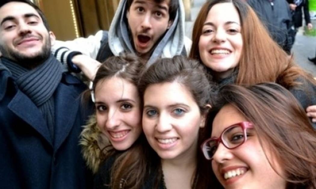 Ο μικρός Δαβίδ, η Ελλάδα, κερδίζει τον γίγαντα Γολιάθ, την Αμερική!