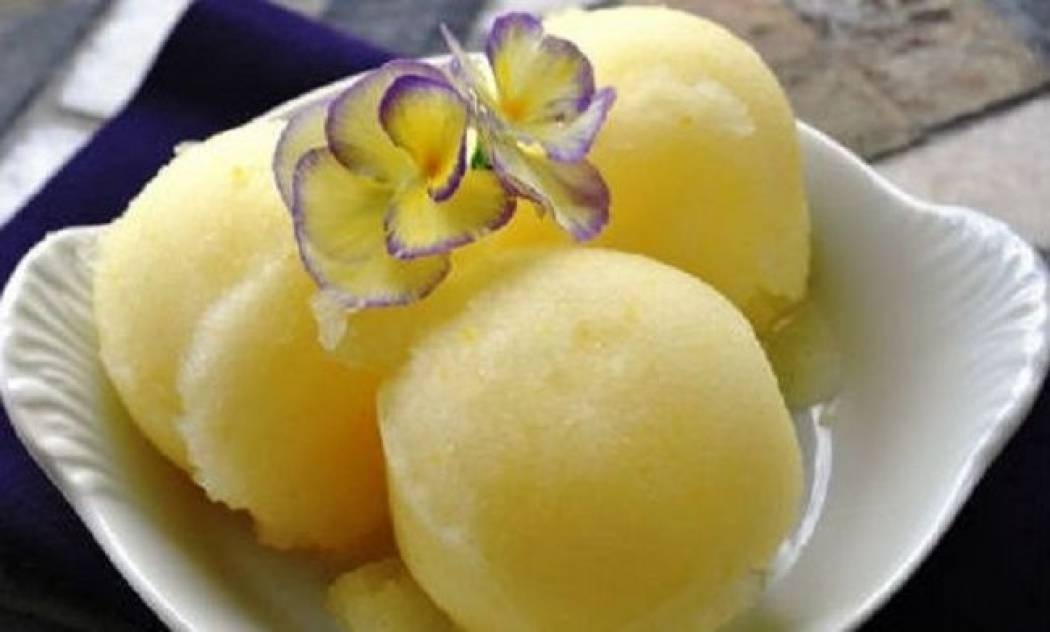 Συνταγή για παγωτό σορμπέ λεμόνι στο λεπτό!