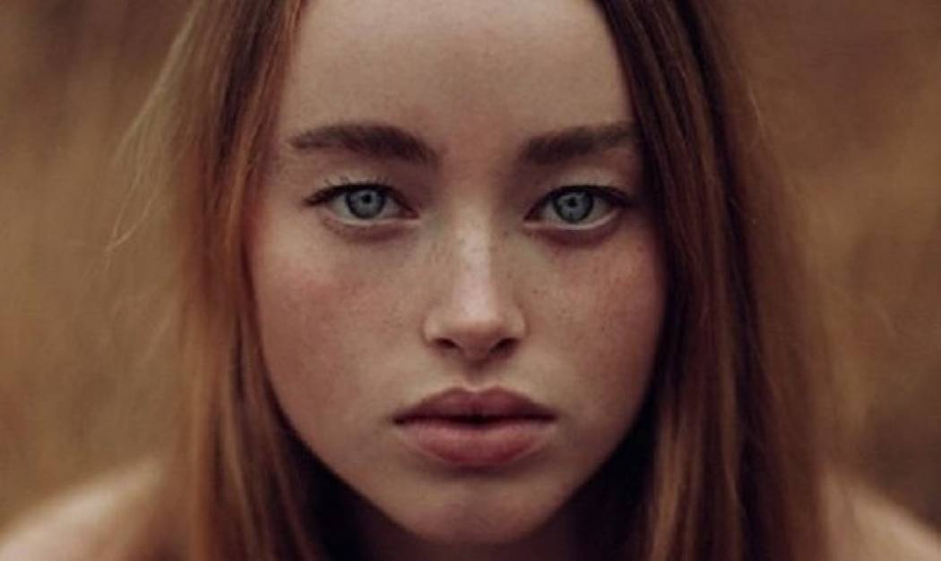 Ουπς: 7 καθημερινές συνήθειες που σου χαρίζουν απλόχερα... ρυτίδες